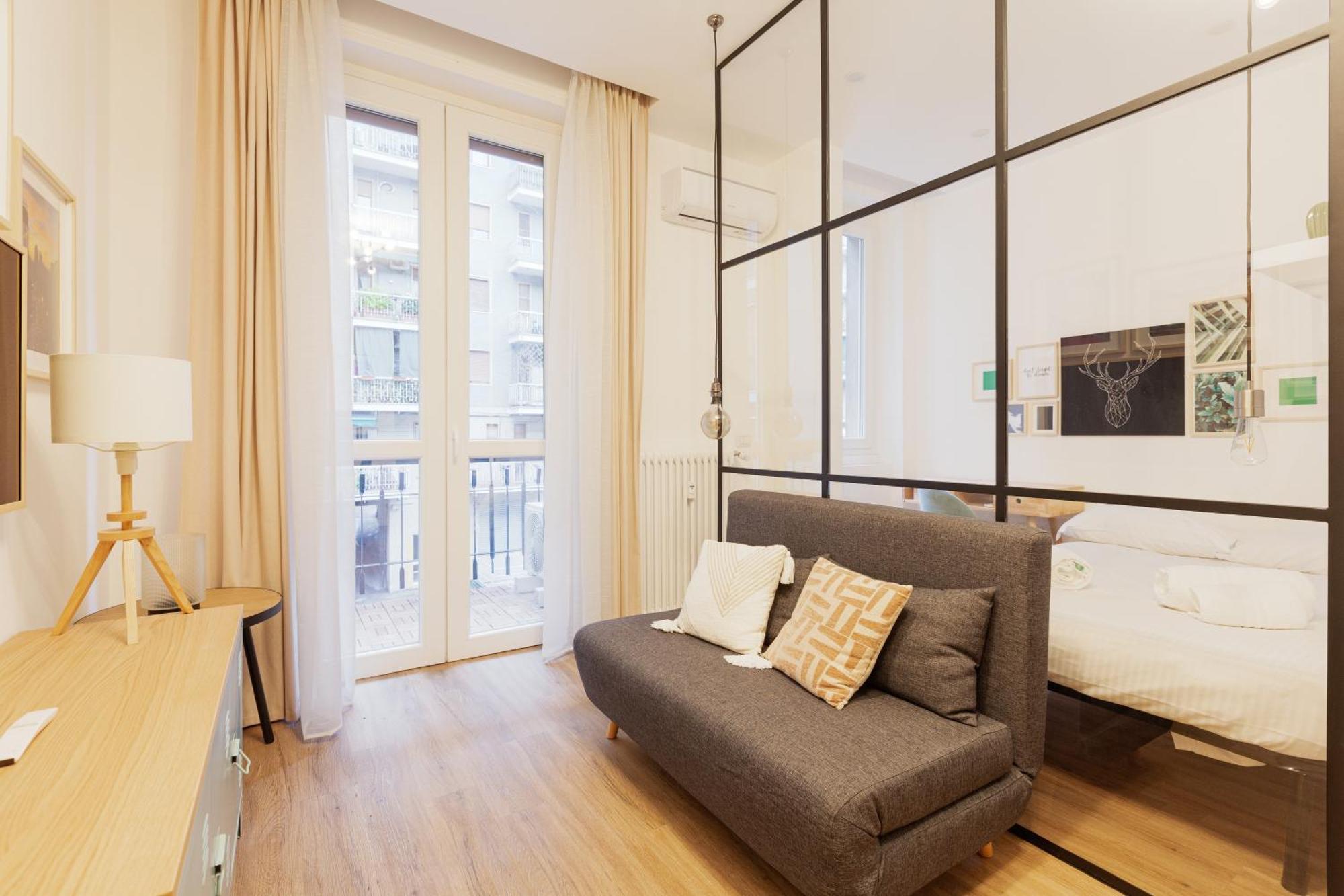 Pasteur M1 - Zen With Balcony Milano